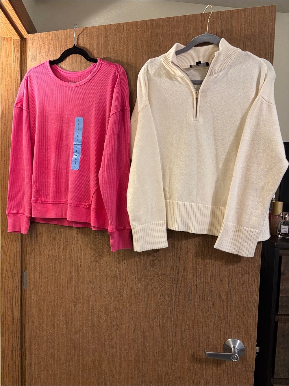 2 women’s tops  women’s pink and cream  size large